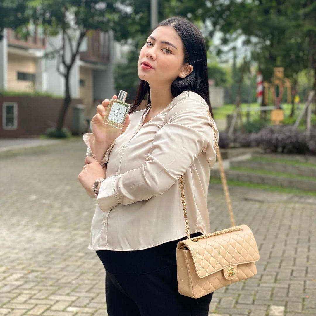 instagram.com/felicyangelista_