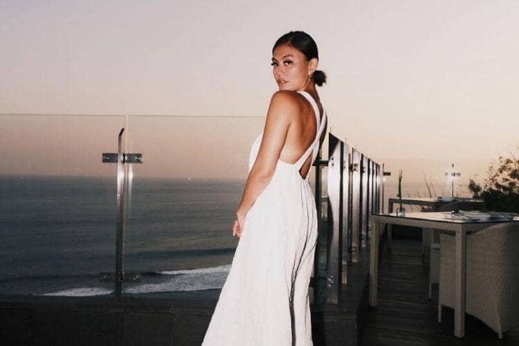 instagram.com/agnezmo/