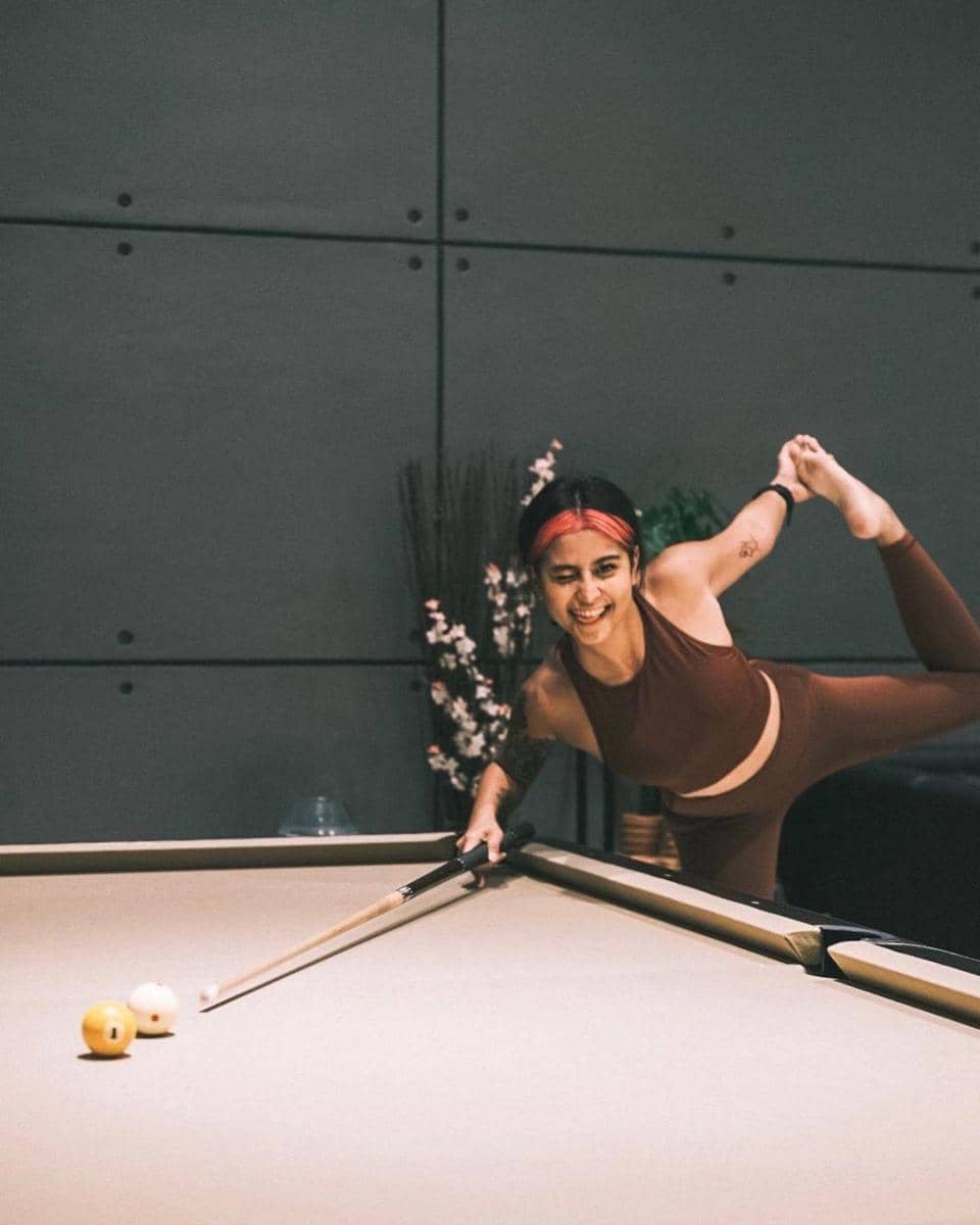 instagram.com/awkarin