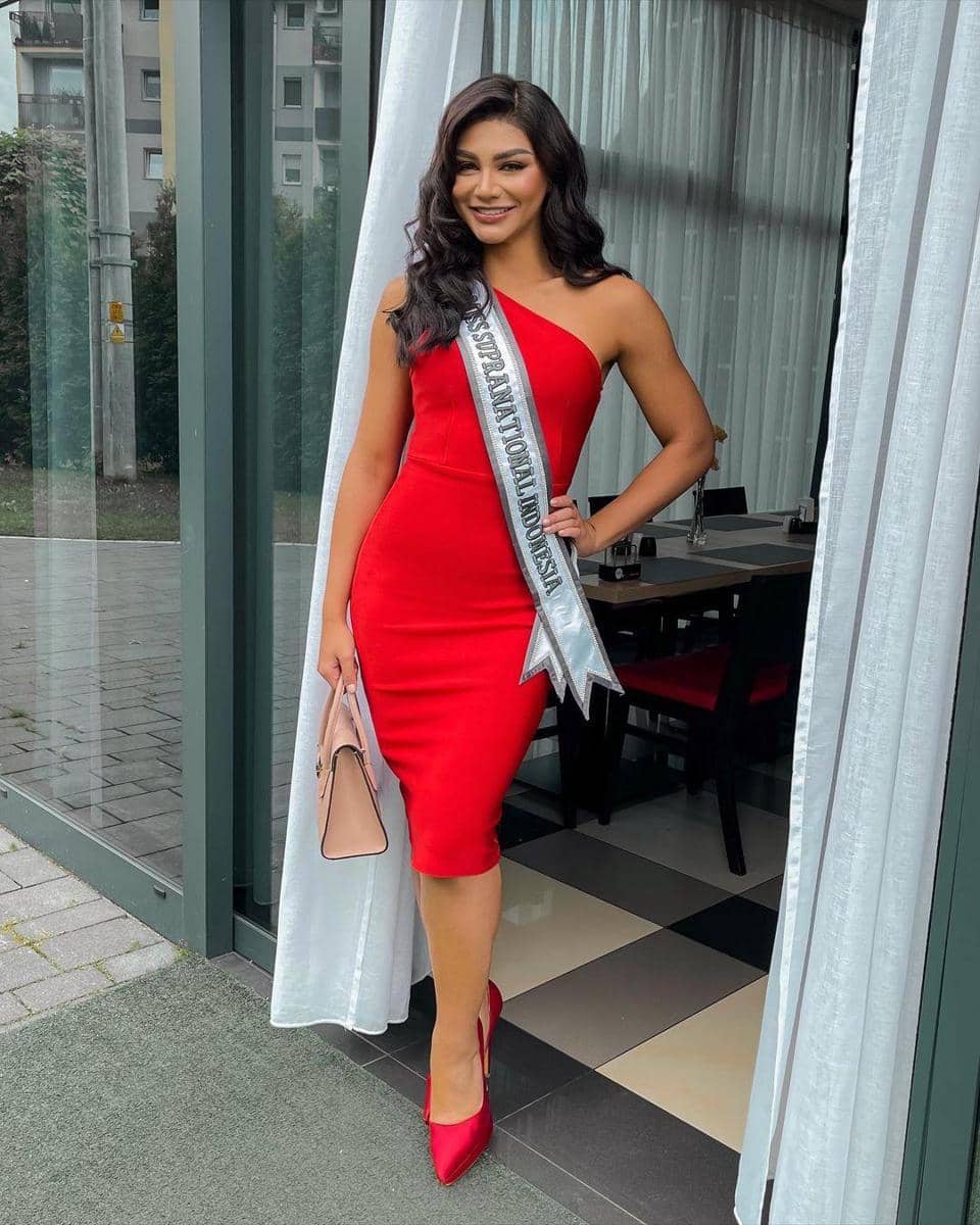 instagram.com/jihanealmira