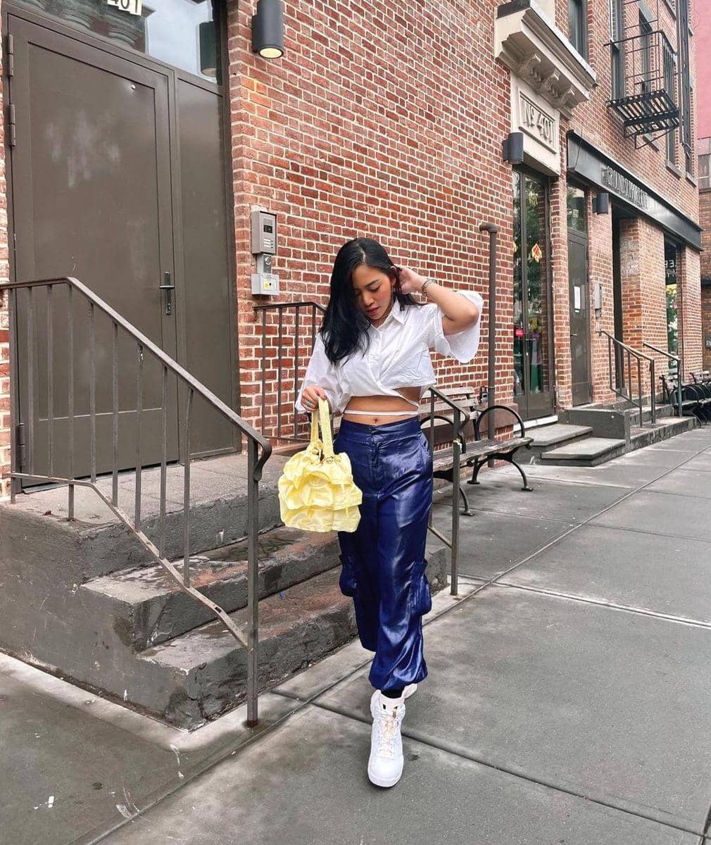 instagram.com/rachelvennya