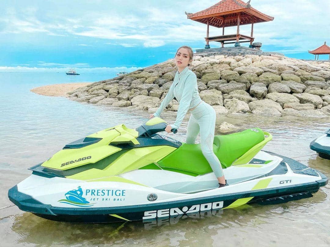 instagram.com/inijedar