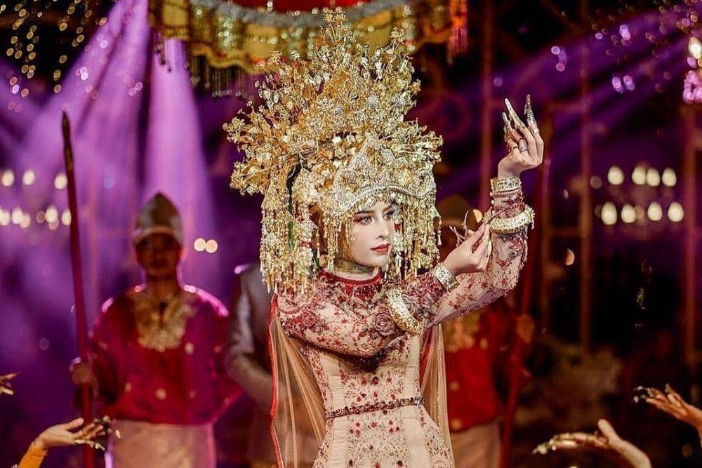 instagram.com/aghniapunjabi