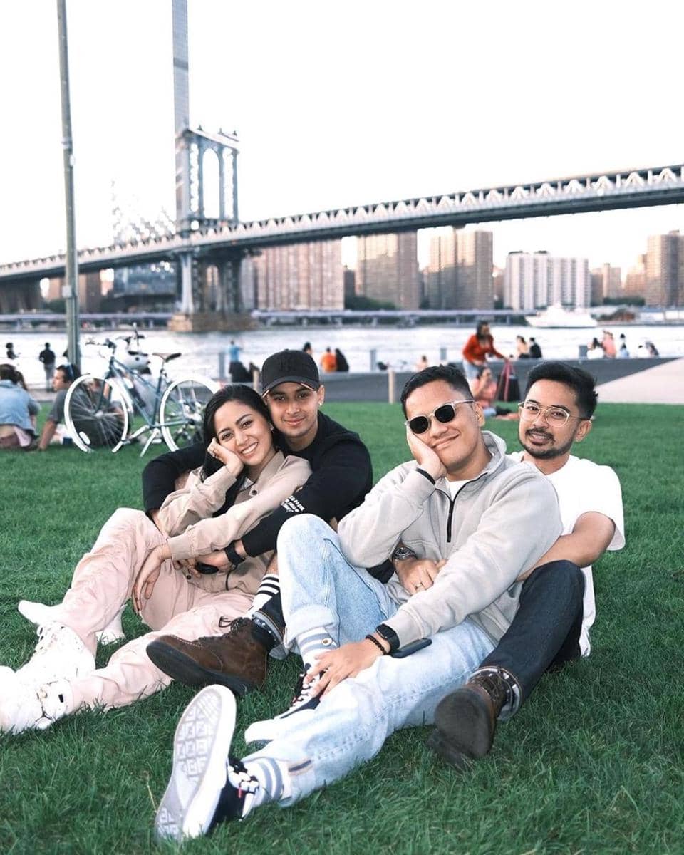 Instagram.com/rachelvennya