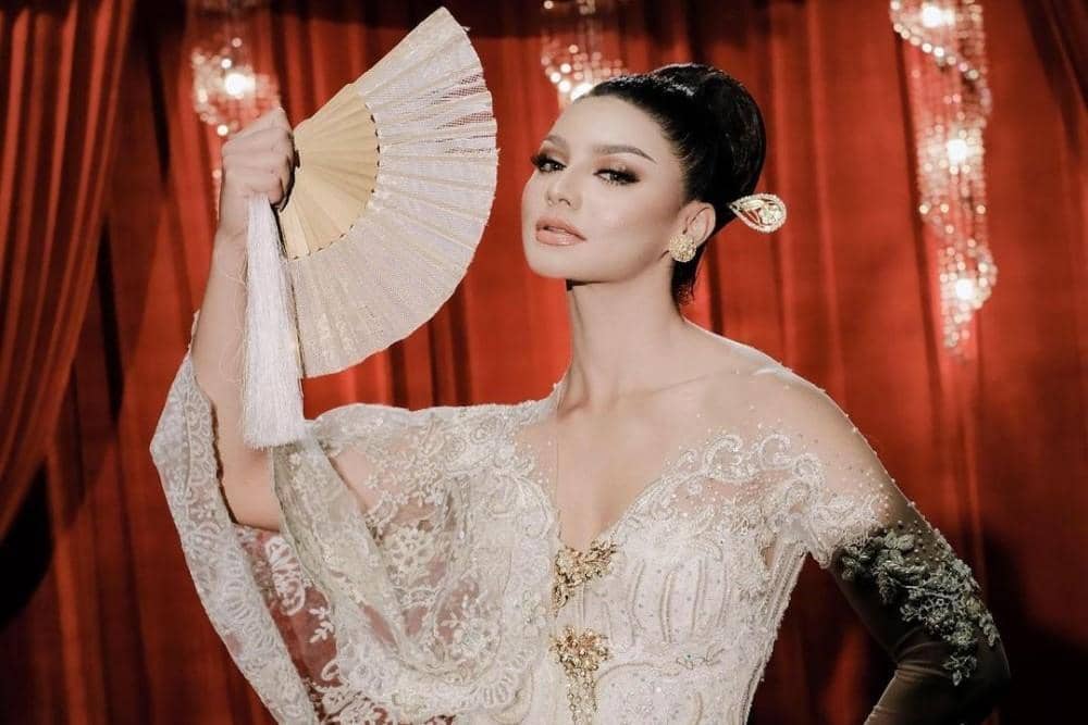 instagram.com/jihanealmira