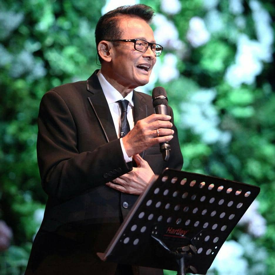 instagram.com/koeshendratmo902