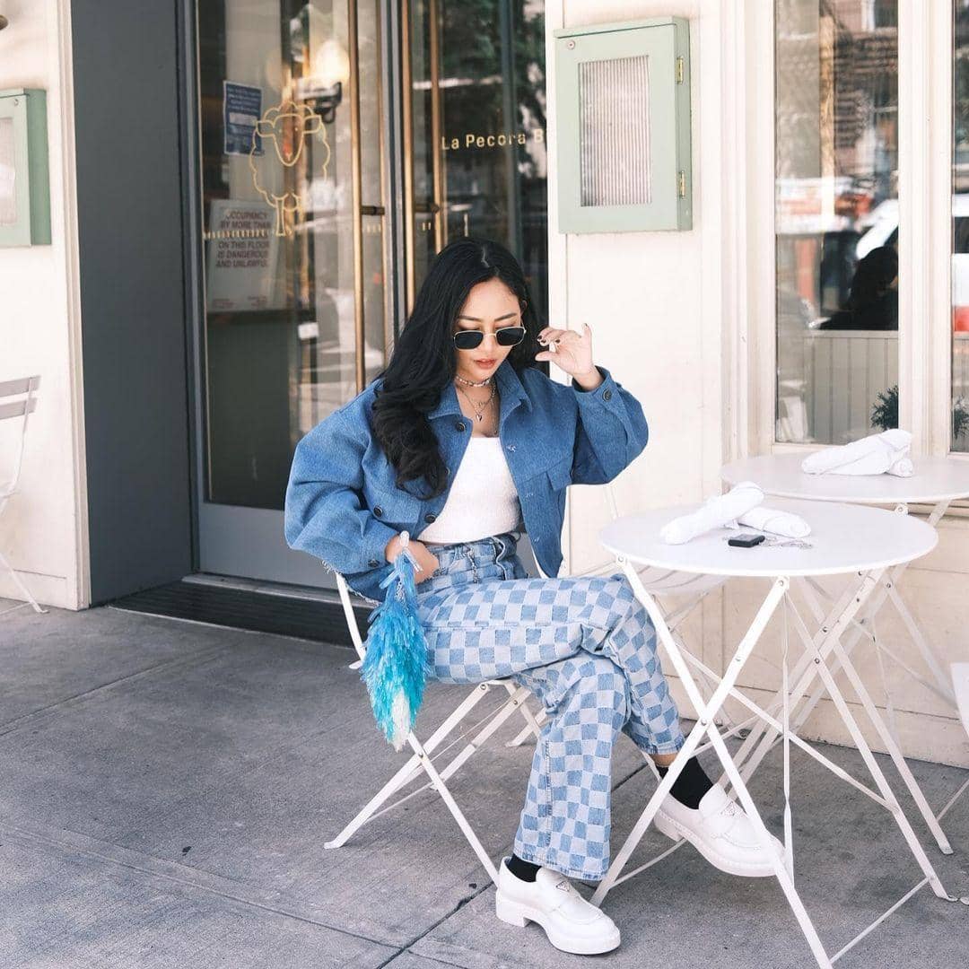 instagram.com/rachelvennya