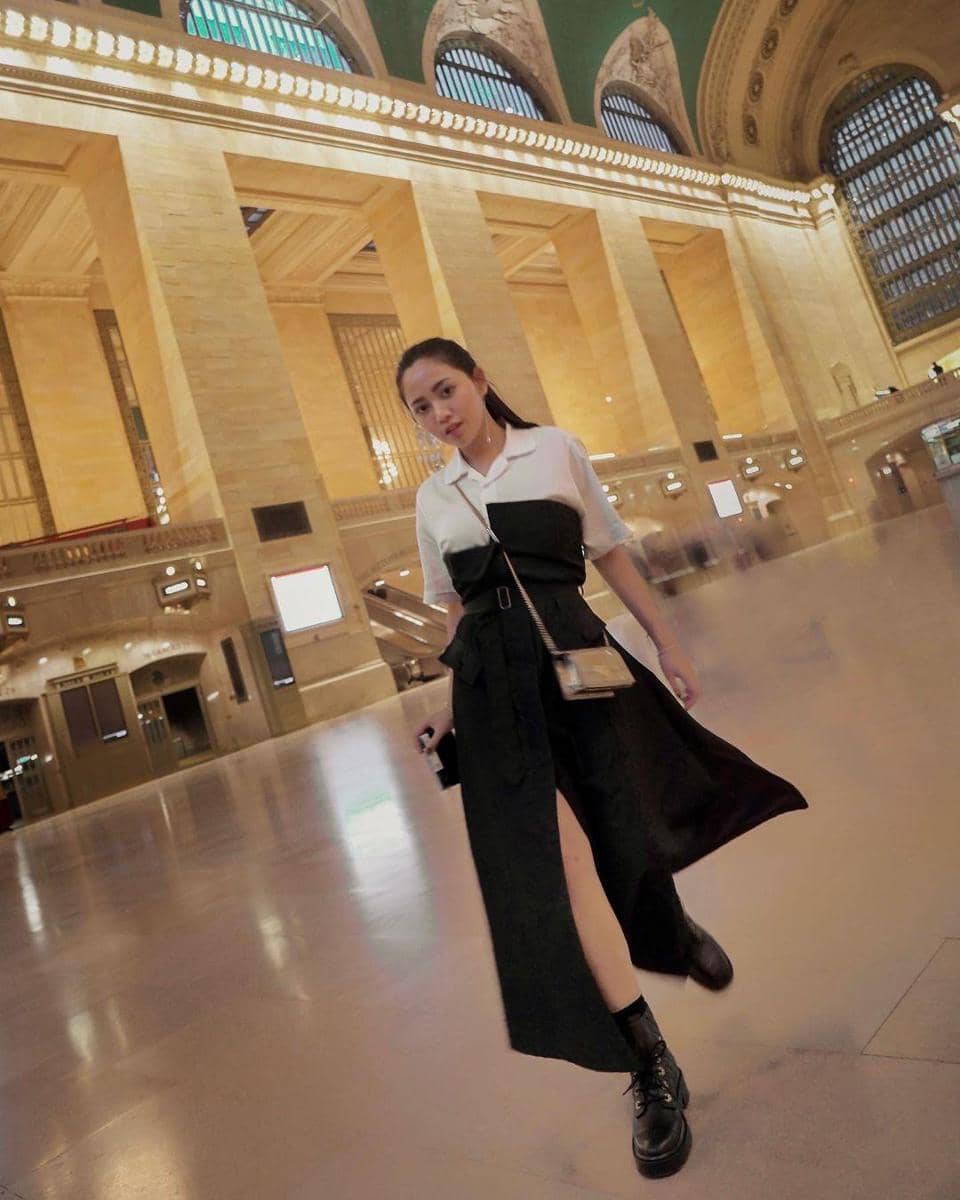 instagram.com/rachelvennya