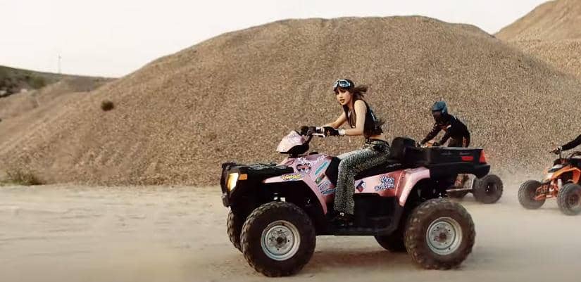 youtube.com/Blackpink