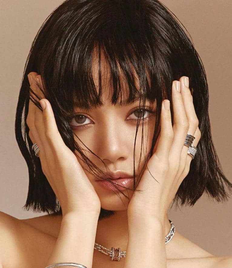 instagram.com/lalalalisa_m