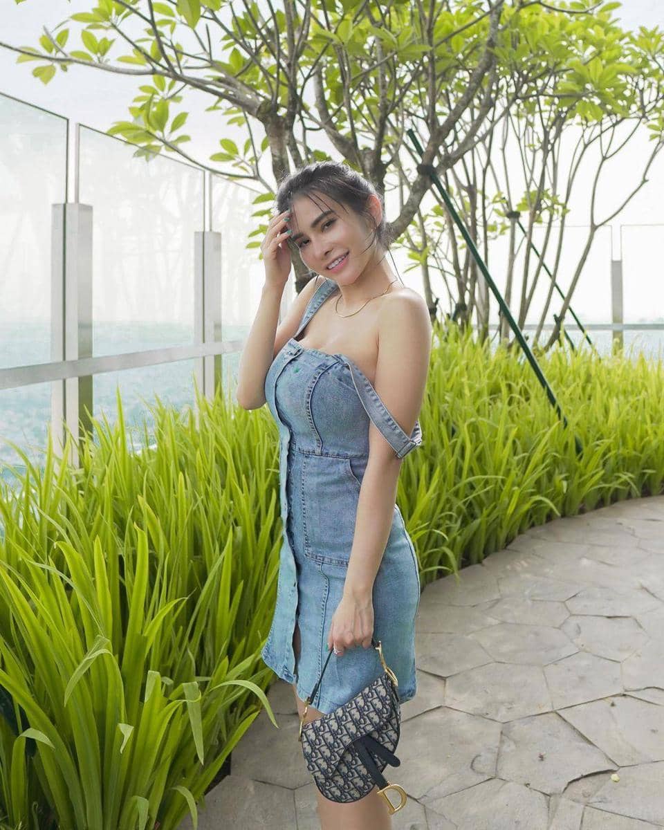 instagram.com/maria_vaniaa/