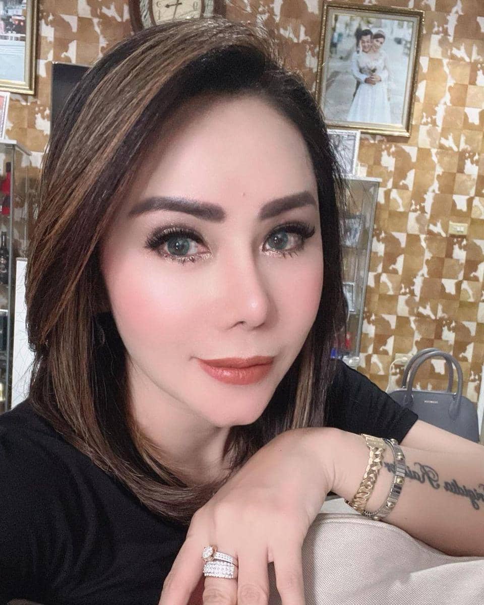 instagram.com/femmypermatasari