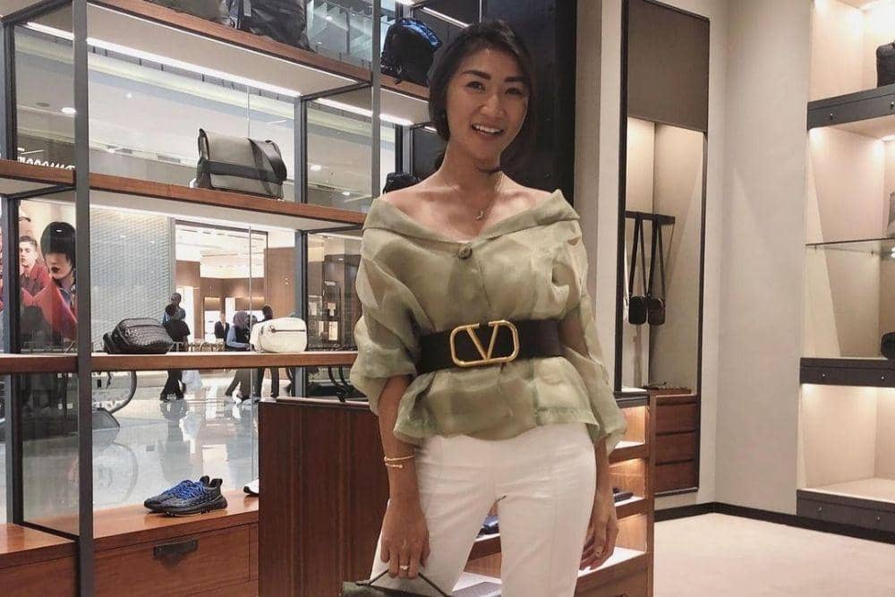 instagram.com/theresawienathan