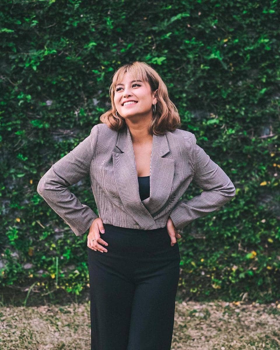 instagram.com/awkarin