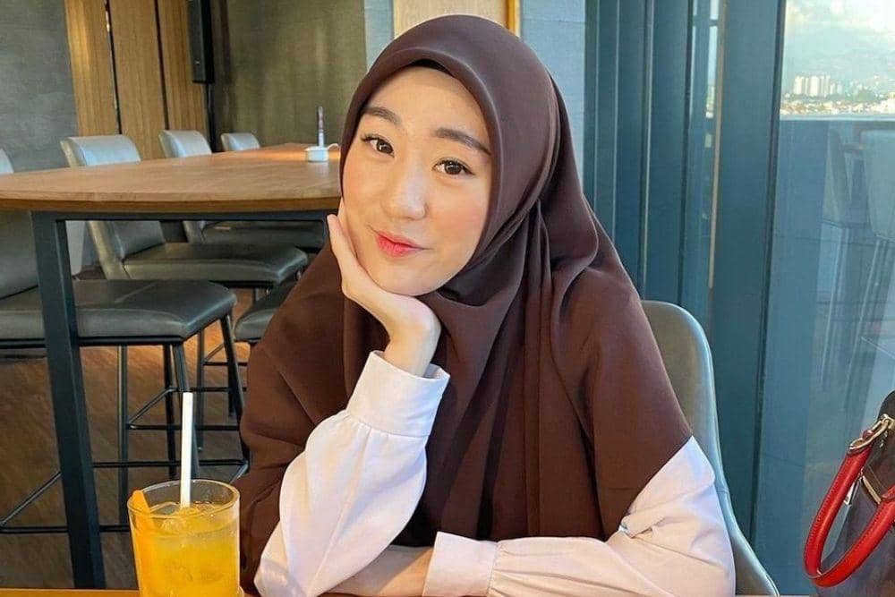 instagram.com/larissachou