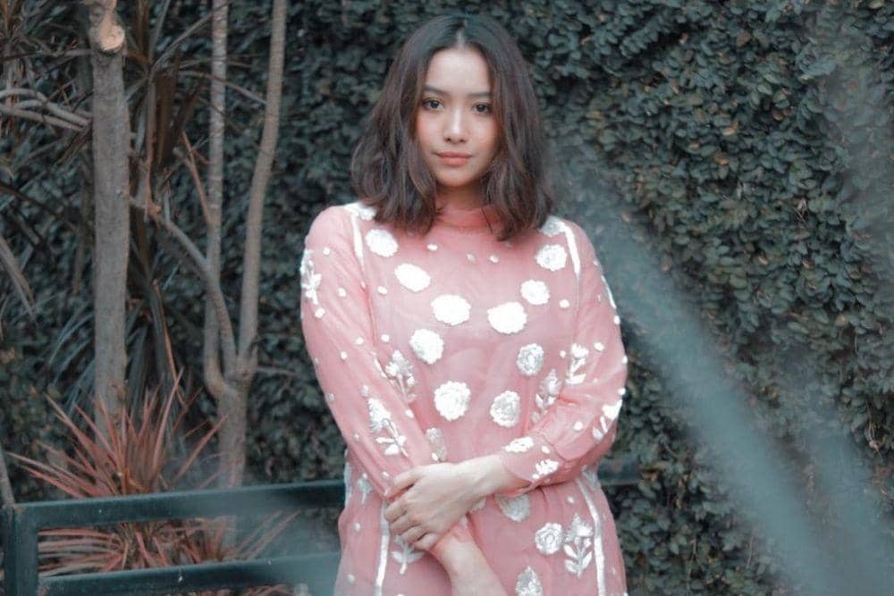 instagram.com/adzanabs