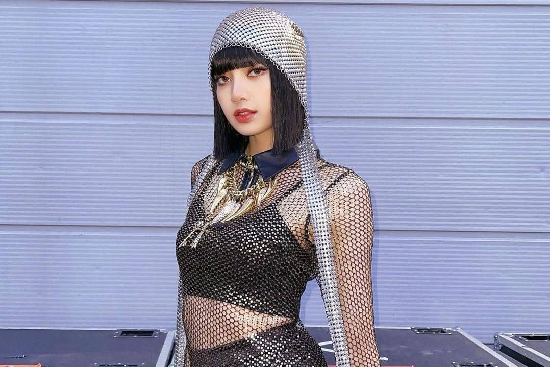 instagram.com/lalalalisa_m