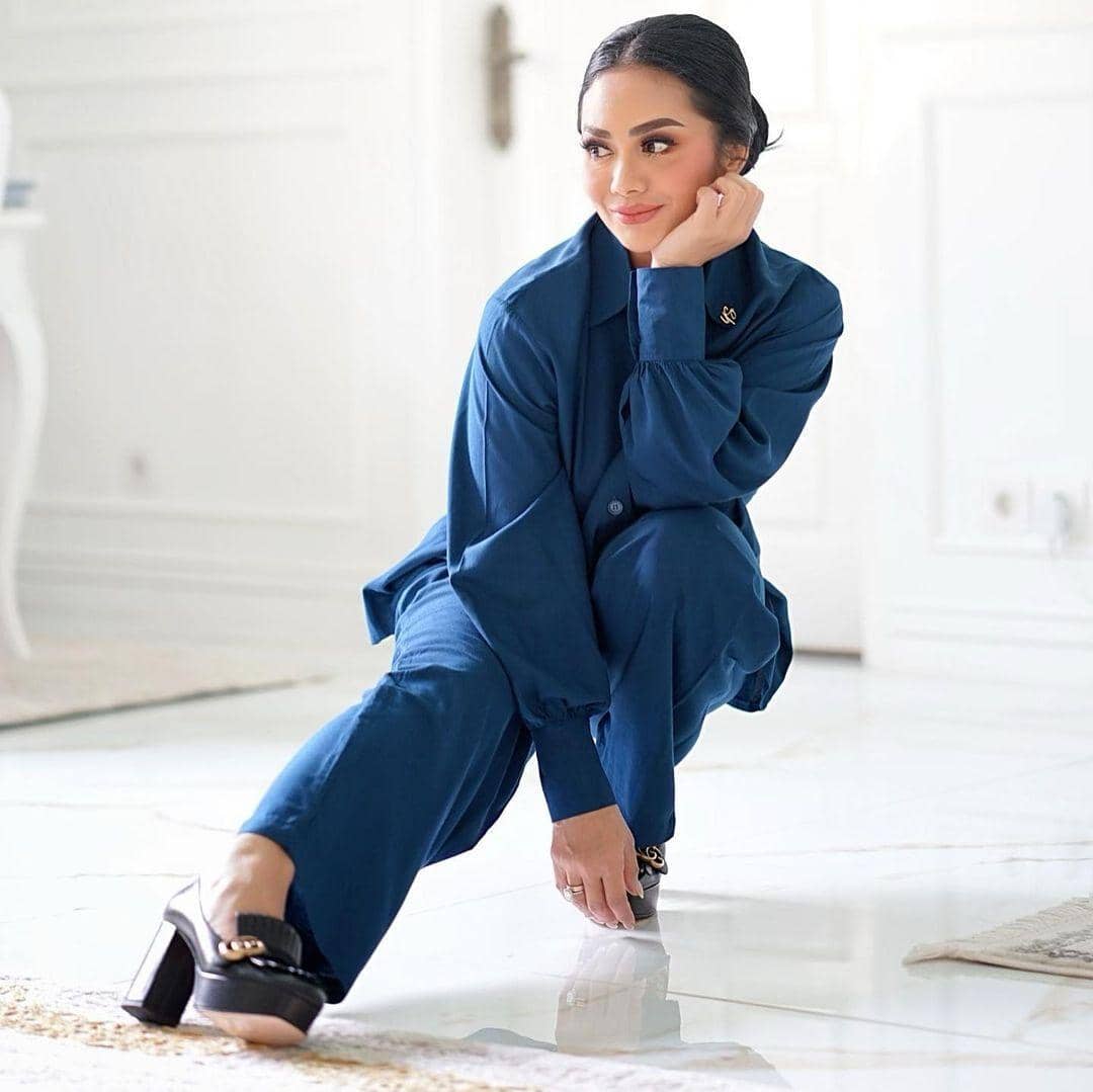 instagram.com/krisdayantilemos