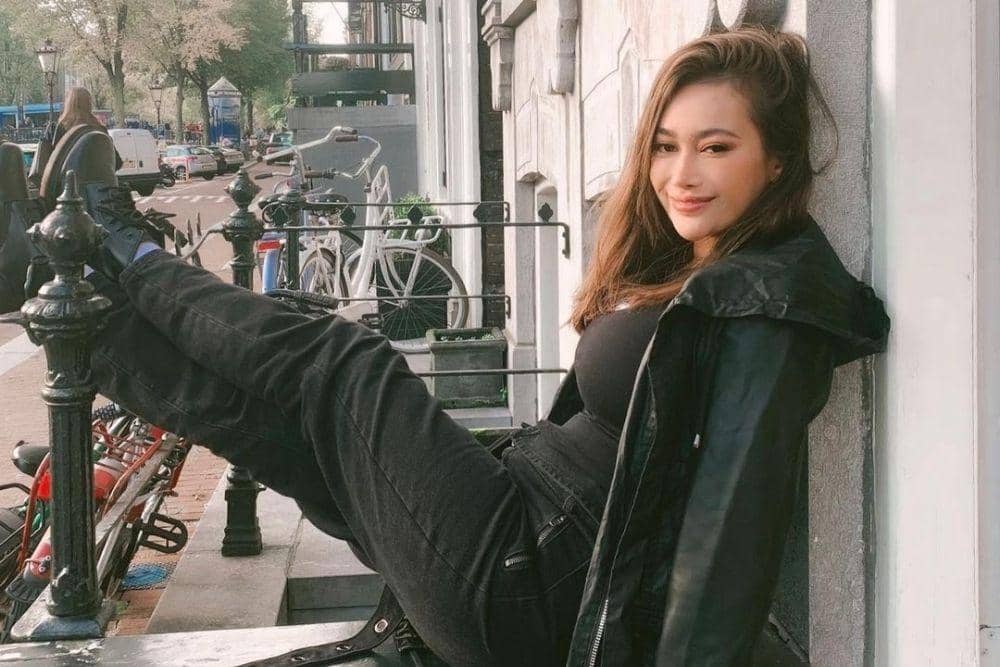 instagram.com/allaboutfelisha