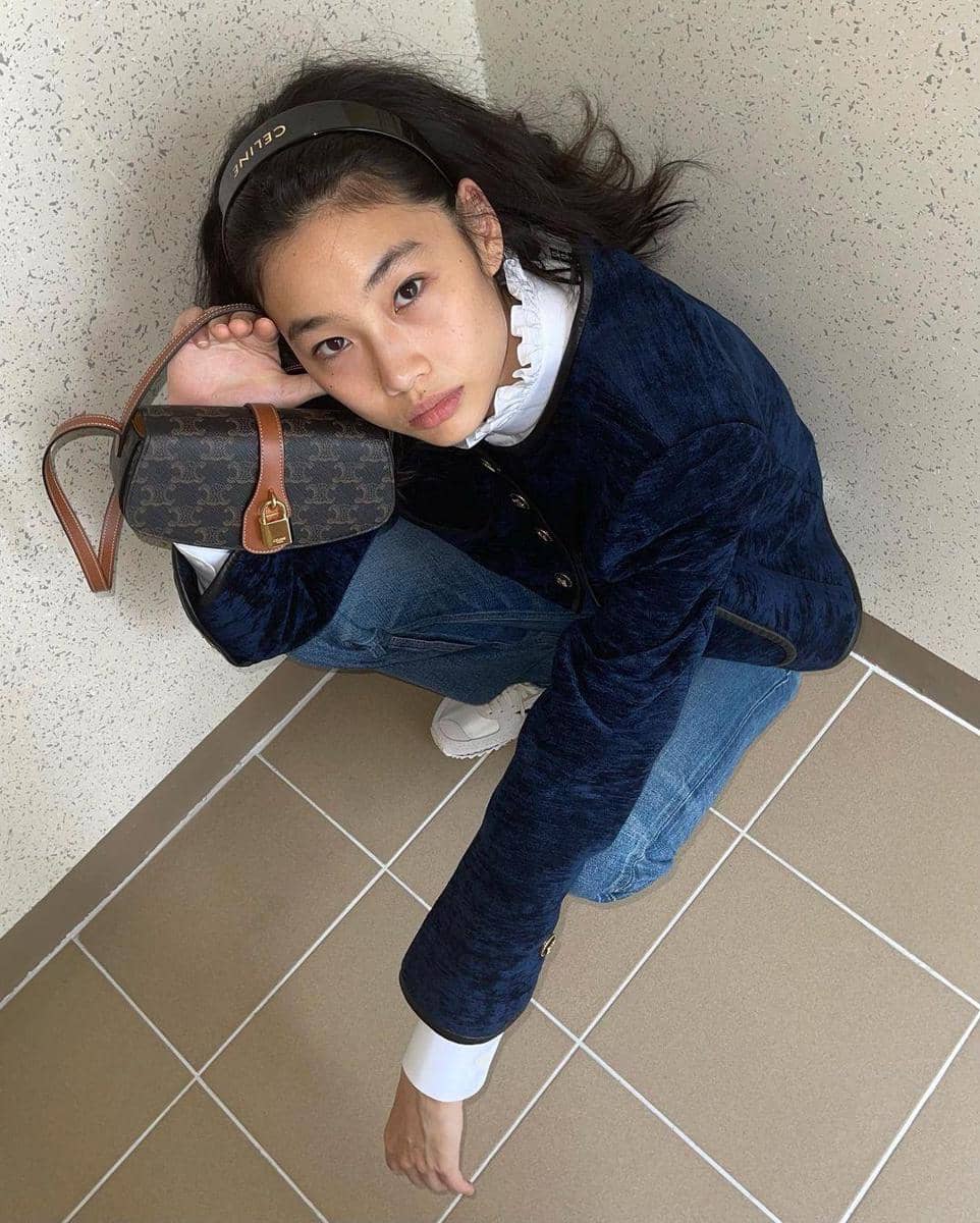 instagram.com/hoooooyeony