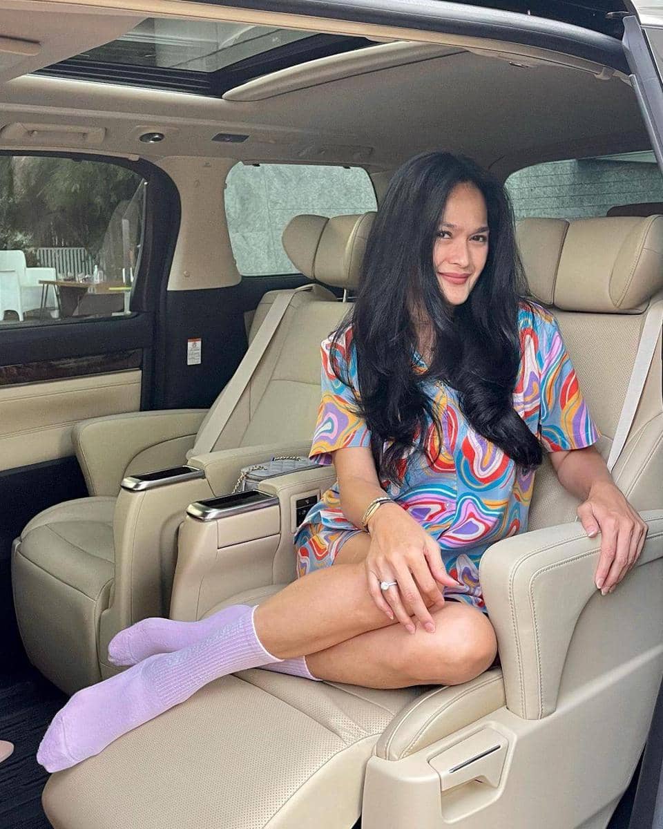 instagram.com/donnaharunofficial