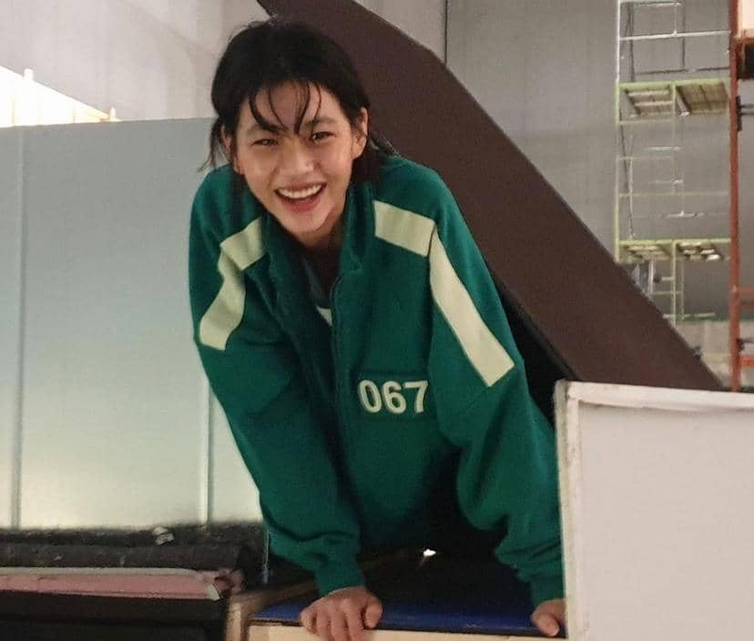 instagram.com/hoooooyeony