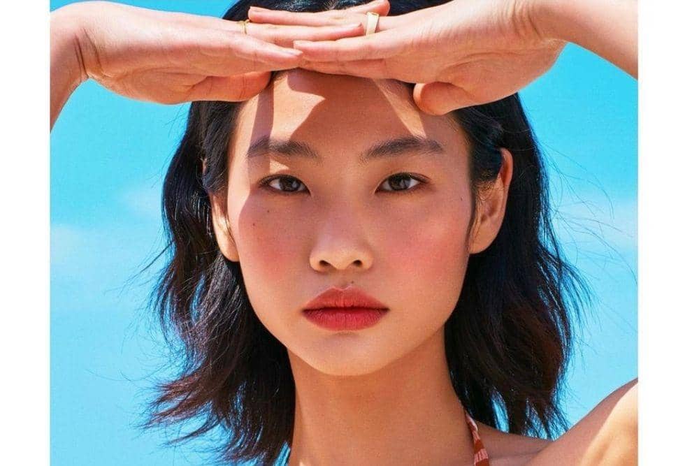 instagram.com/hoooooyeony