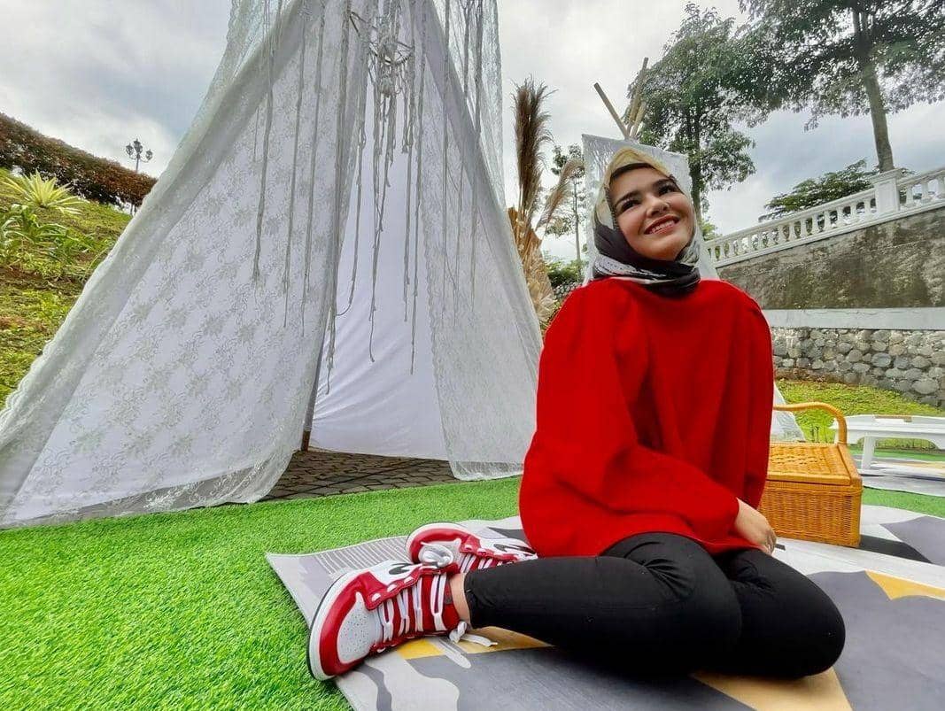 instagram.com/amandamanopo