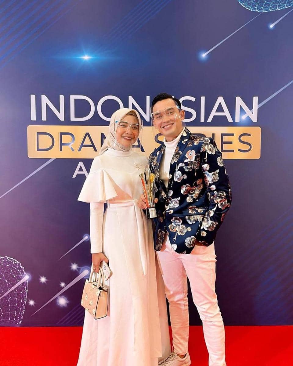 Instagram.com/noviagianan