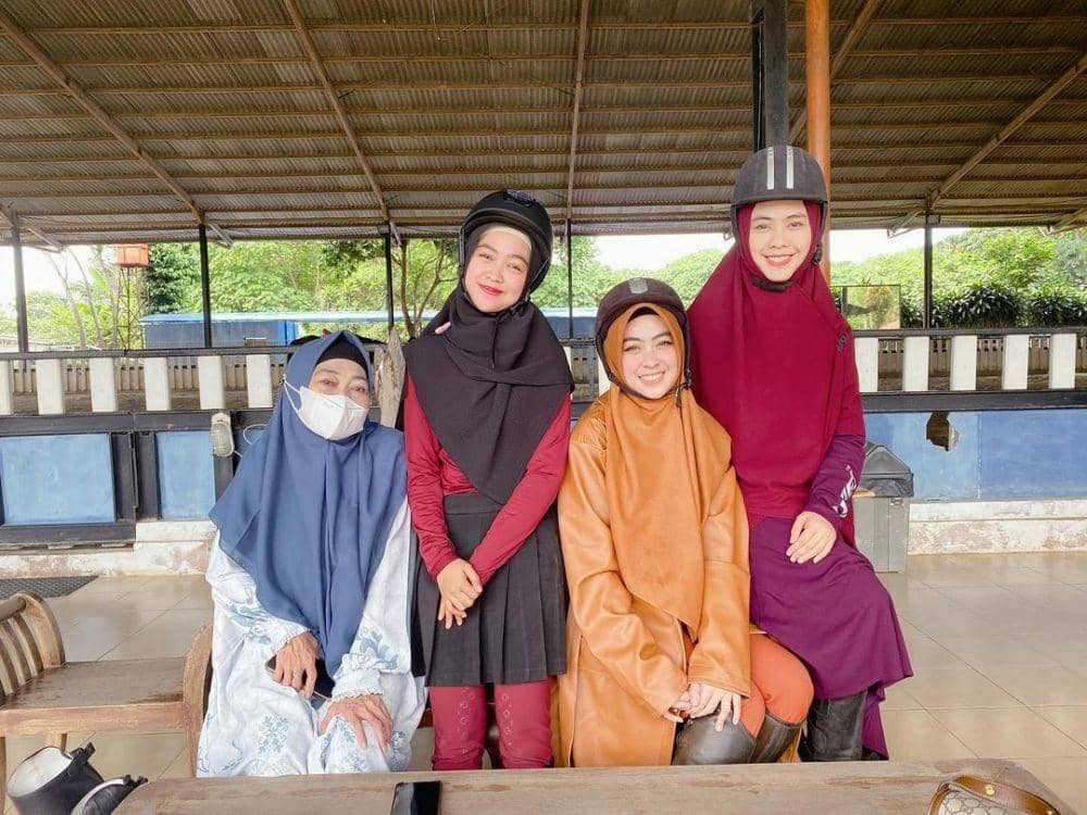 Instagram.com/riaricis1795