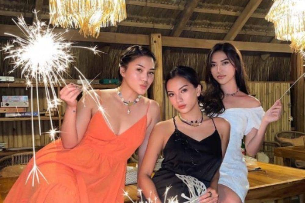 instagram.com/nazlaalifa