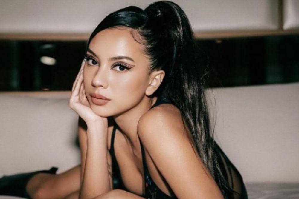 instagram.com/nazlaalifa