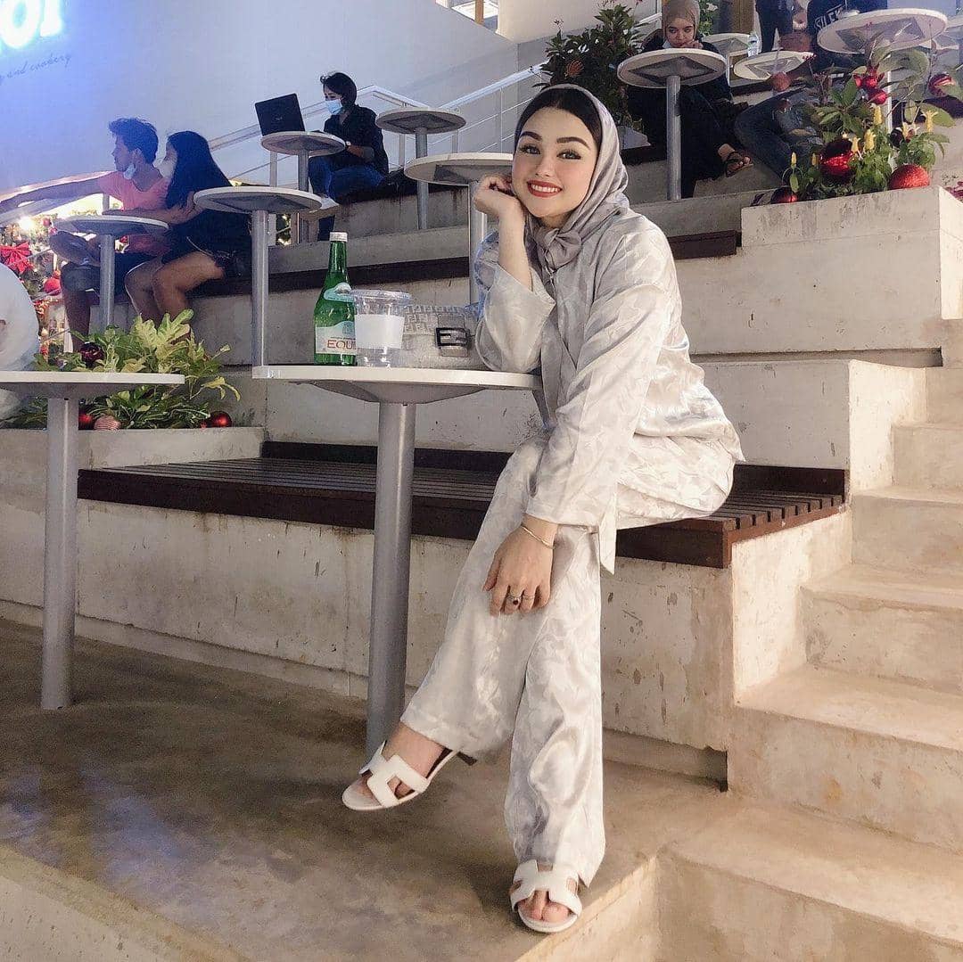 instagram.com/nourahsheivirah