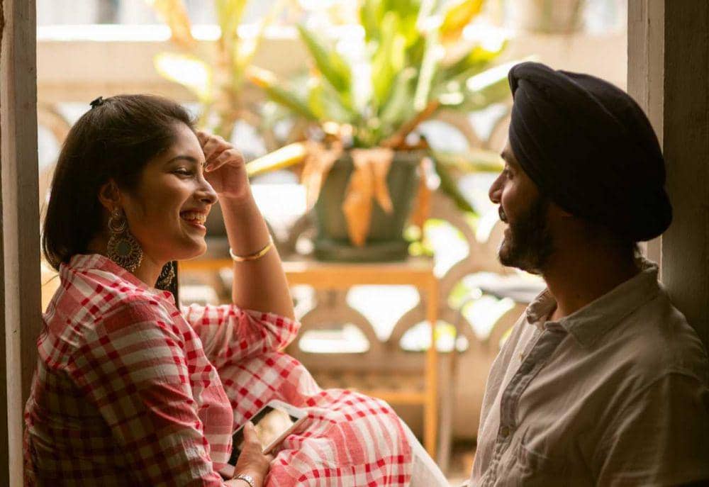 ilustrasi ngobrol (pexels.com/Ketut Subiyanto)