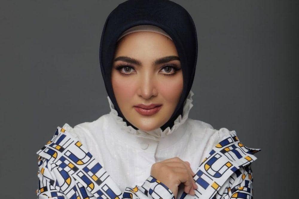 instagram.com/ashanty_ash