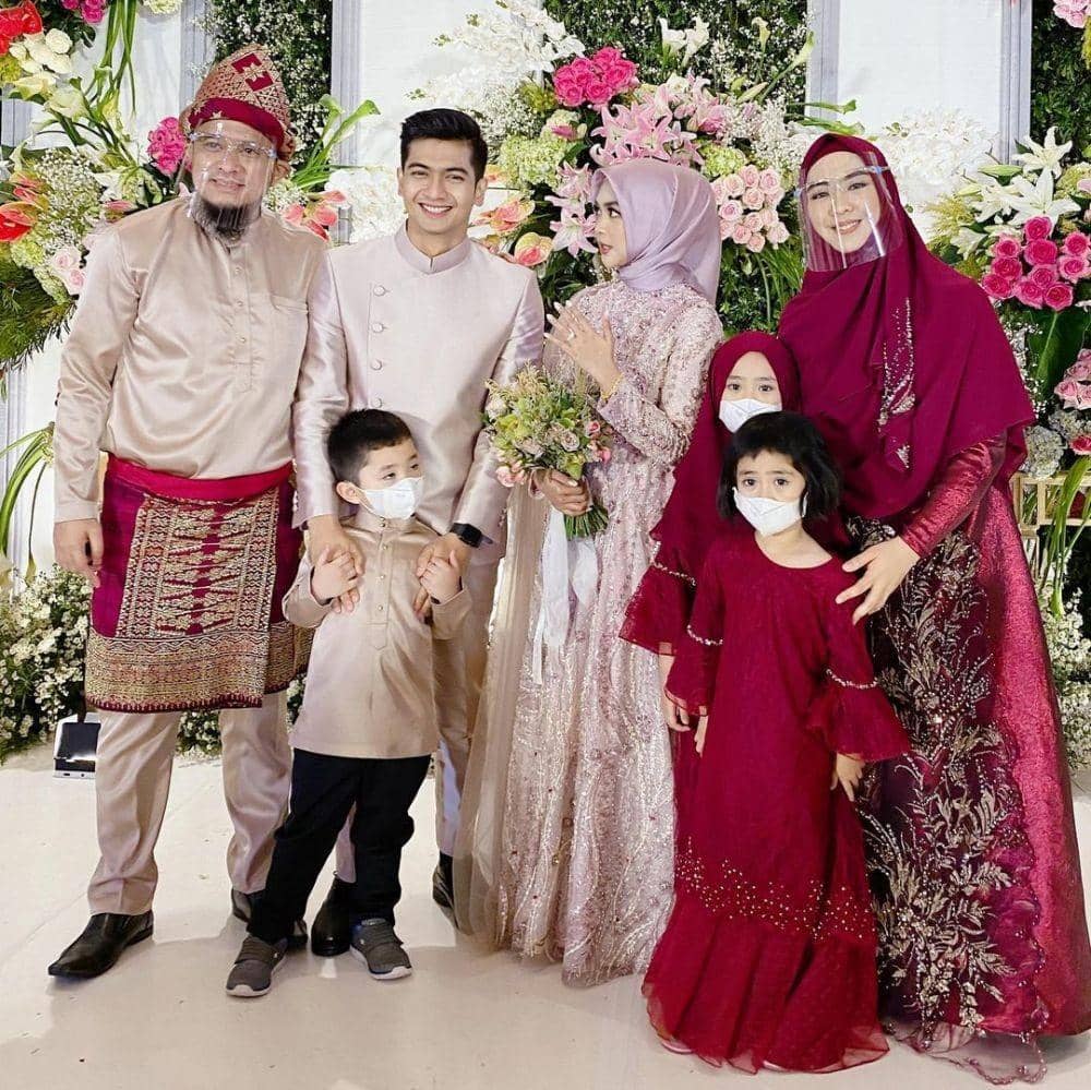 Instagram.com/okisetianadewi