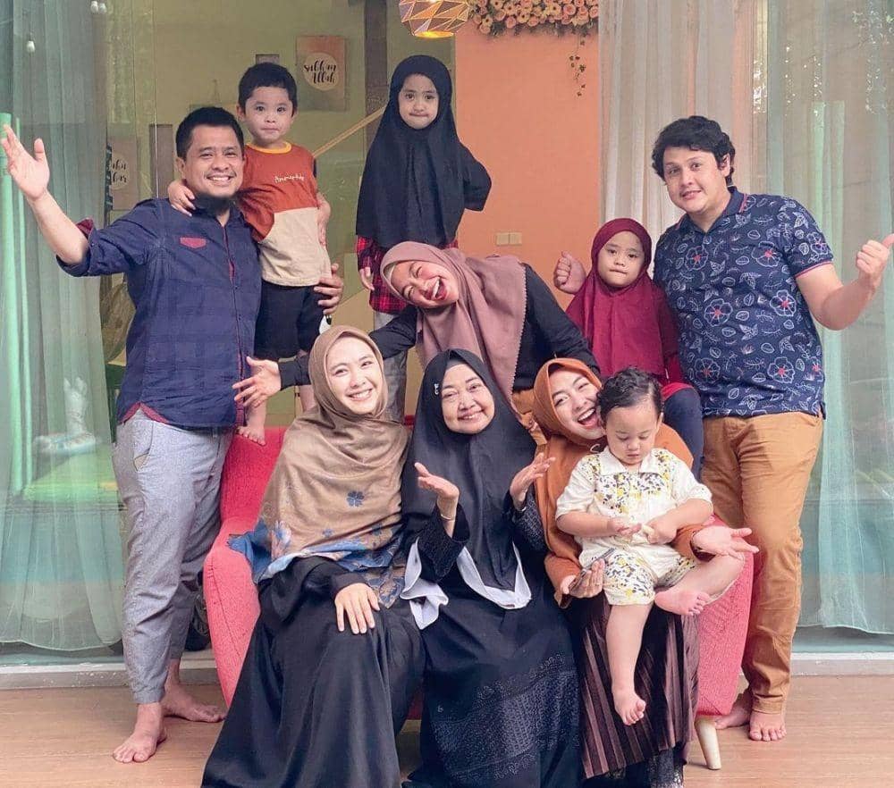 Instagram.com/okisetianadewi