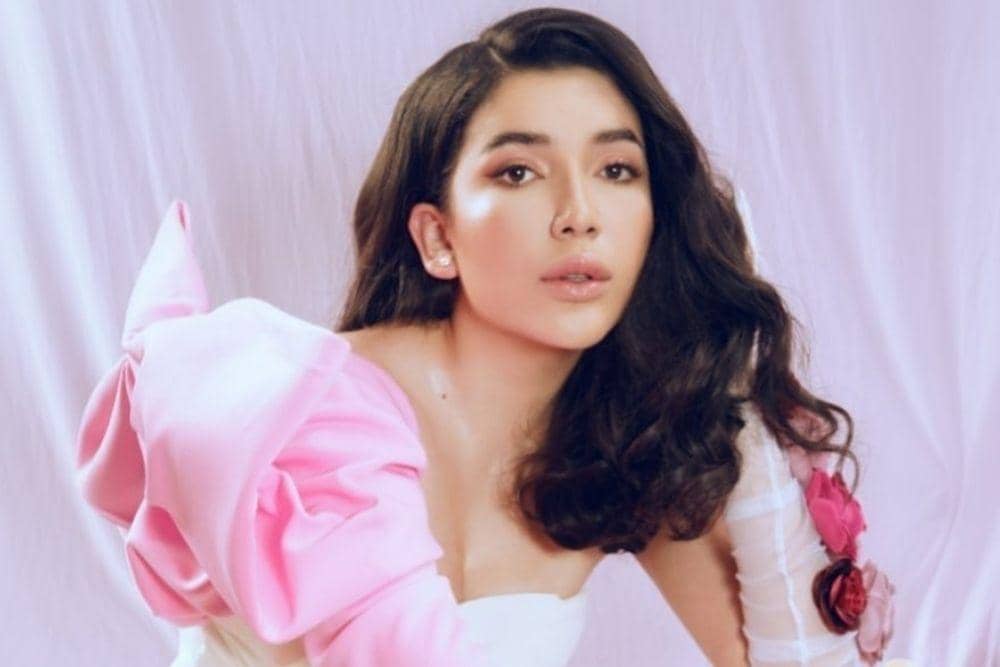 instagram.com/natashavinski