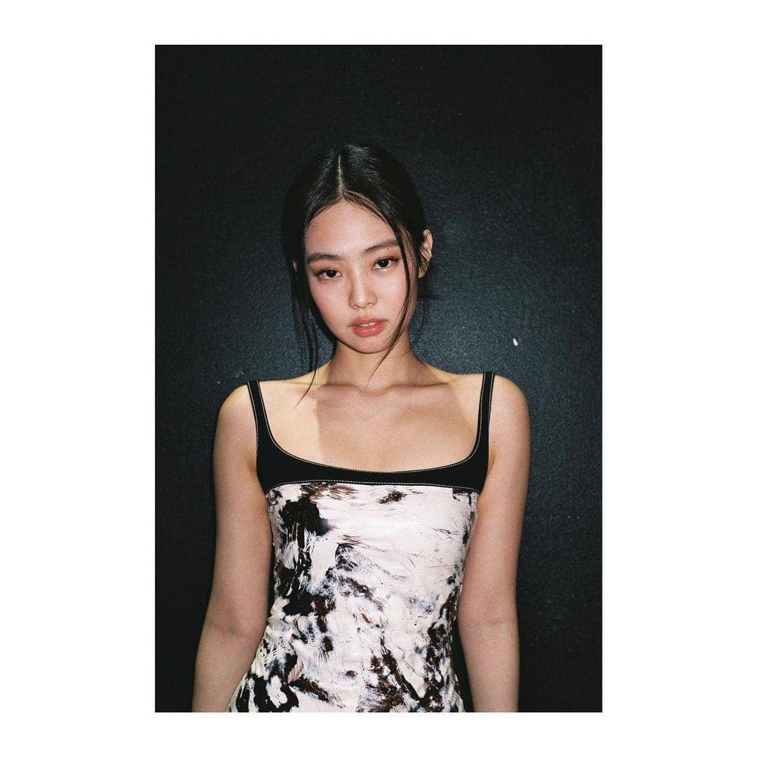 instagram.com/lesyeuxdenini