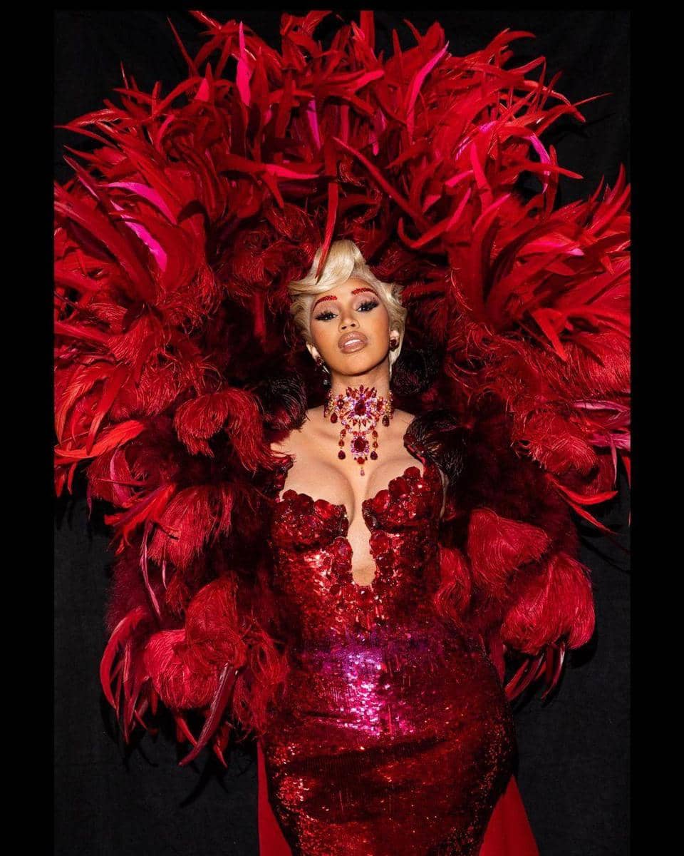 instagram.com/iamcardib