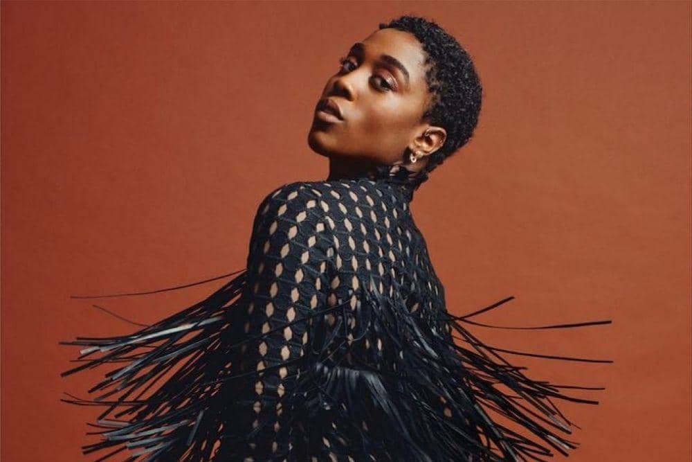 instagram.com/lashanalynch