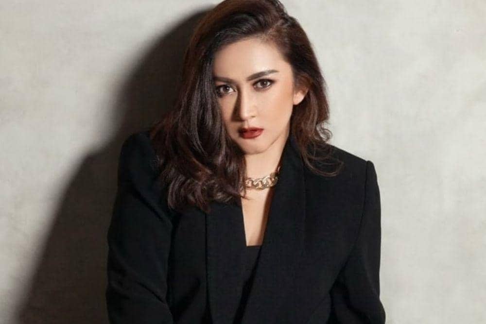 instagram.com/nafaurbach