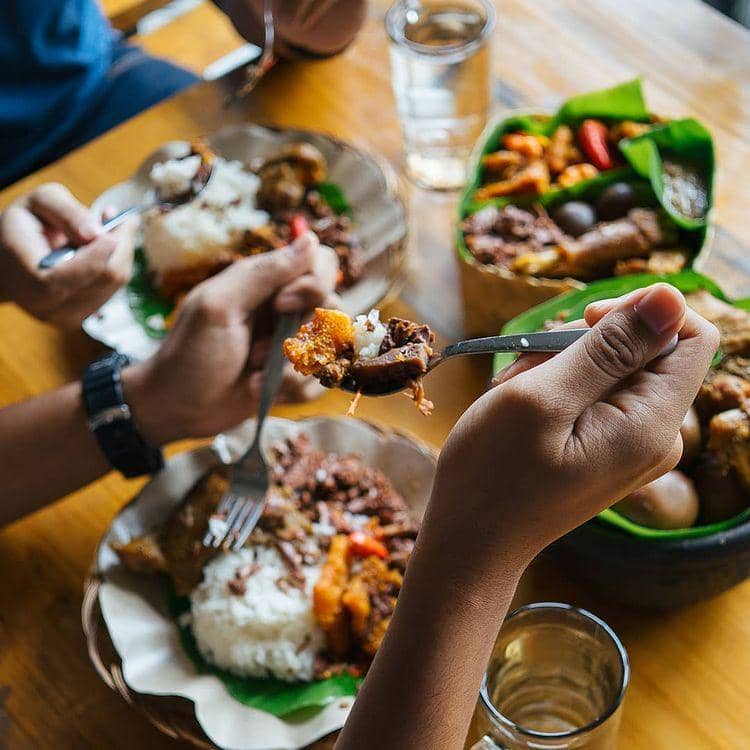 Gudeg Yu Djum (instagram.com/gudegyudjum)