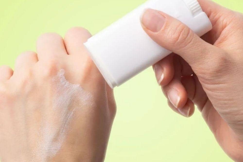 bluelizardsunscreen.com