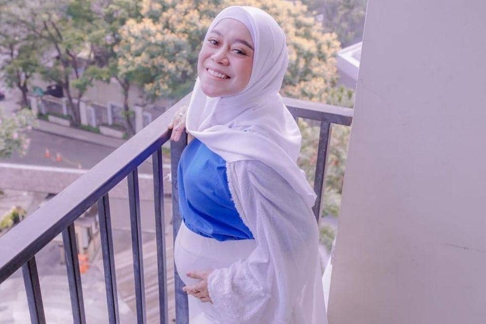 Intip Pesona Pedangdut Berdarah Sunda, Geulis Abis!