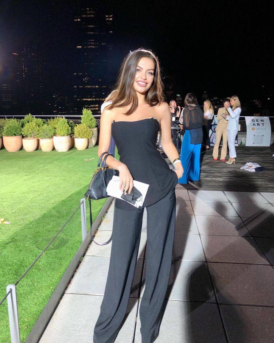 instagram.com/inadajcireal