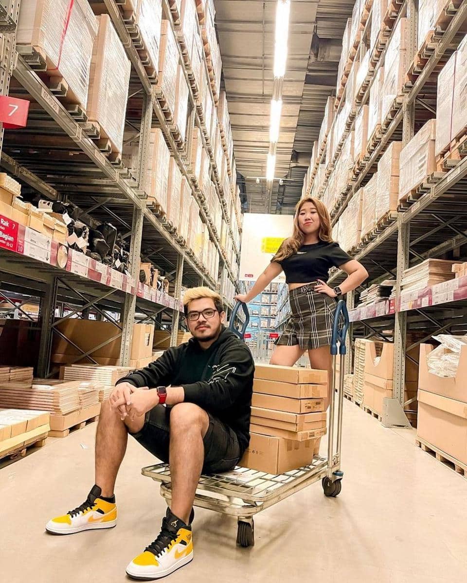 Instagram.com/kikysaputrii