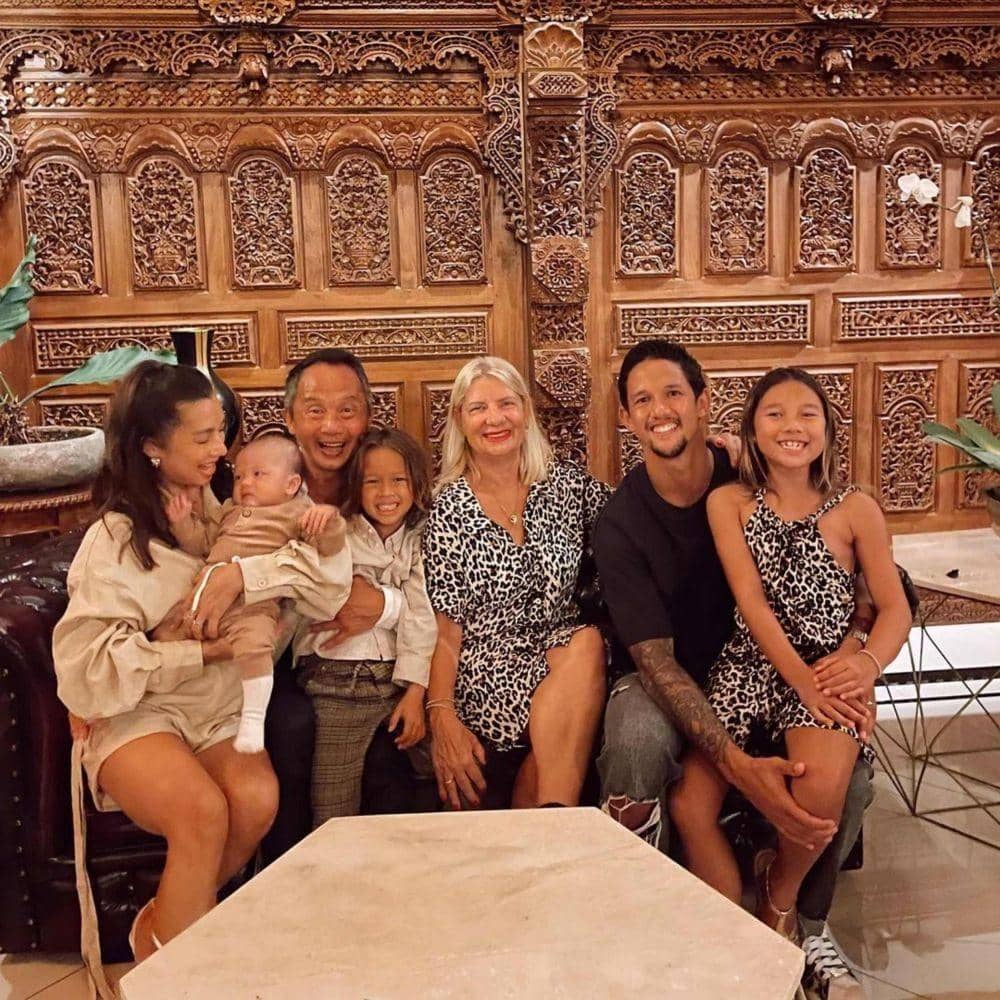 Instagram.com/jenniferbachdim