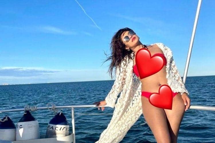 instagram.com/priyankachopra