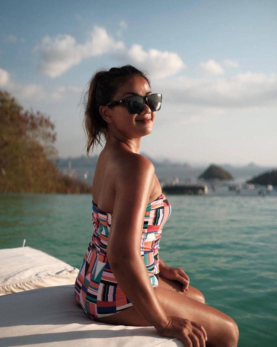 instagram.com/nirinazubir_